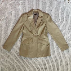 Vintage Classiques Entier (Nordstrom’s) Leather Business Blazer (size 4)